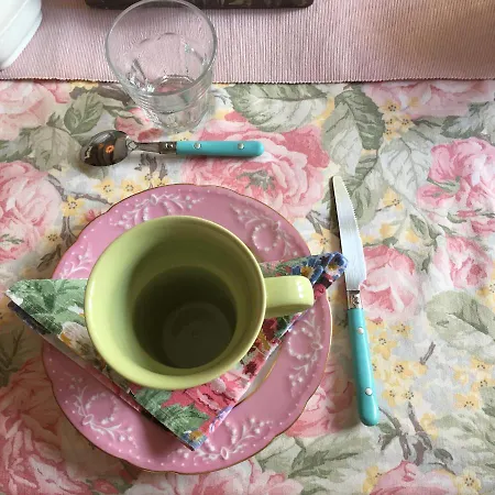 La Voute De Lapparan Bed & Breakfast *